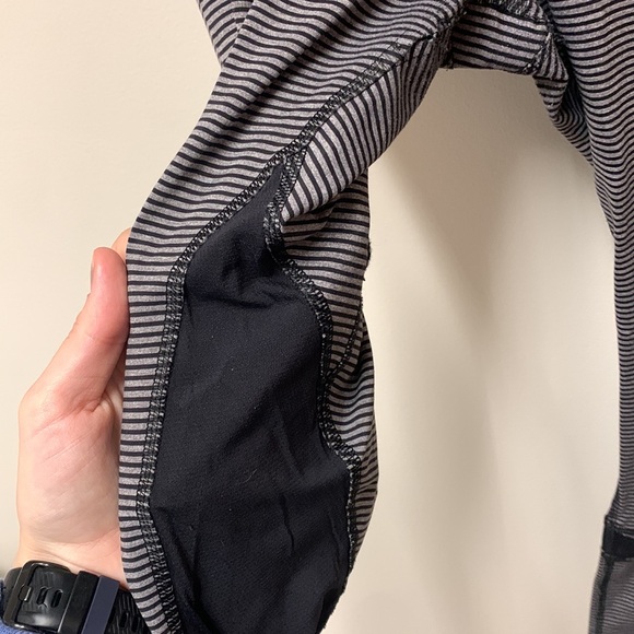 Lululemon running crop - Picture 3 of 9